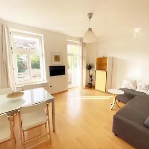 Schöne, Ruhige Zweiraumwohnung Im Angesagten Altlindenau Leipzig